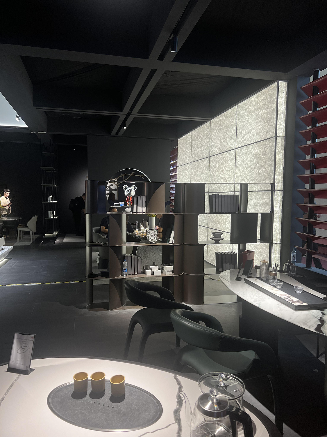 IDEAL24.RU едет в Китай — за новыми решениями и фурнитурой