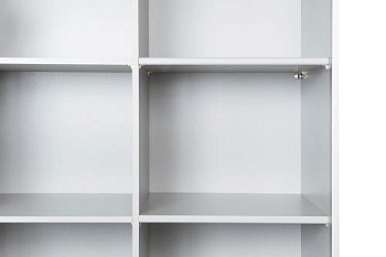 серебристо-серый