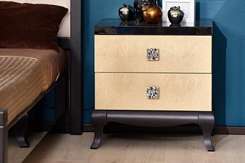 чёрный глянец