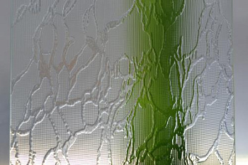 steklo_deljta_na_skrine_morgan_bescvetnyy