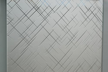 zerkalo_nostaljgiya_siyanie_bescvetnyy